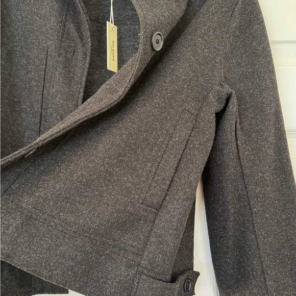 Max Studio Jacket - Small - Picture 2 of 9
